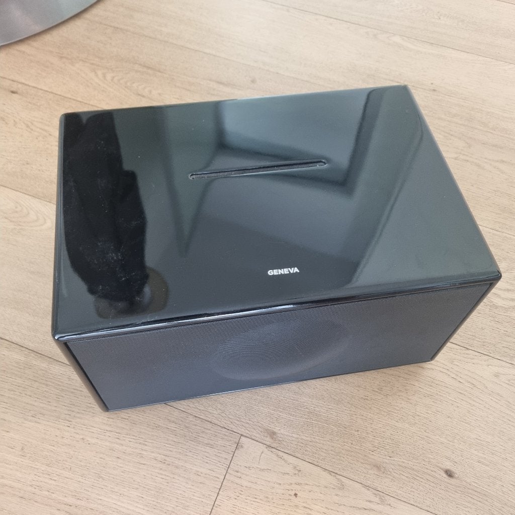 Geneva M speaker / cd speler met bluetooth module, Audio, Tv en Foto, Luidsprekerboxen, Zo goed als nieuw, Boekenplank luidspreker