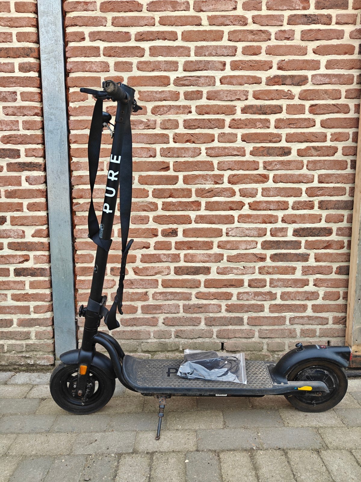 Elektrische step PURE, Fietsen en Brommers, Steps, Gebruikt, Elektrische step (E-scooter), Ophalen