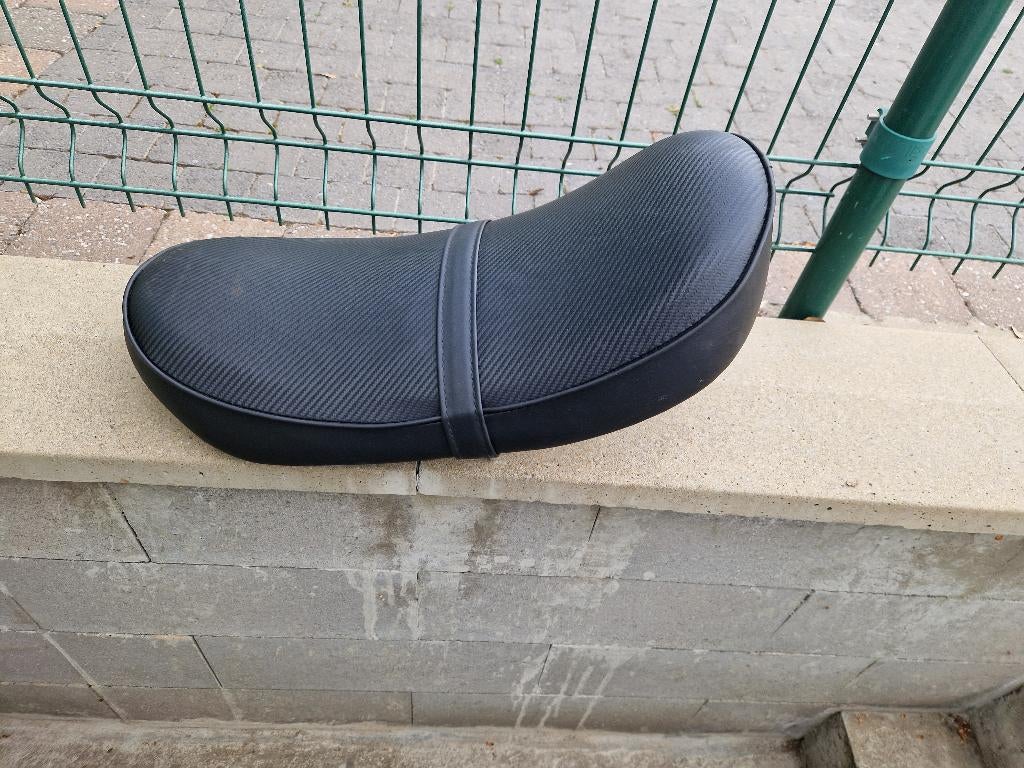 Zadel dax (banaan), Fietsen en Brommers, Ophalen, Zo goed als nieuw, Overige modellen