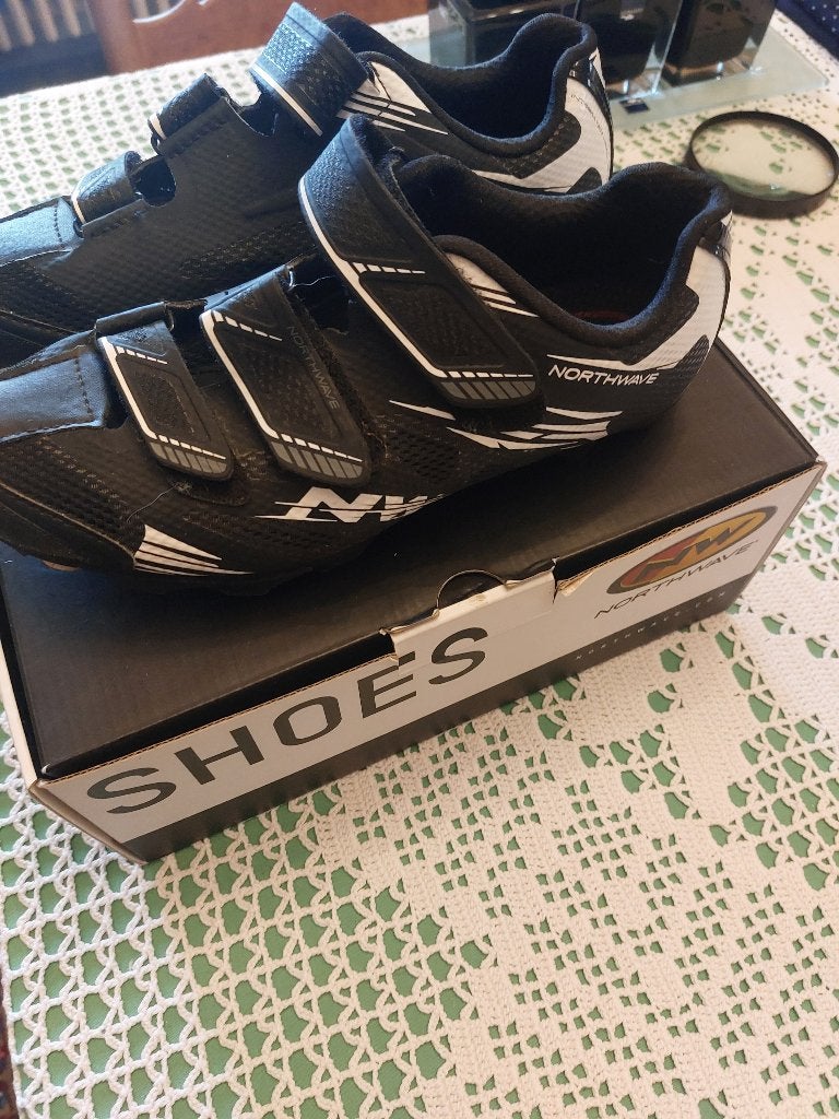 fietsschoenen northwave maat 39, Ophalen, Zo goed als nieuw, Schoenen