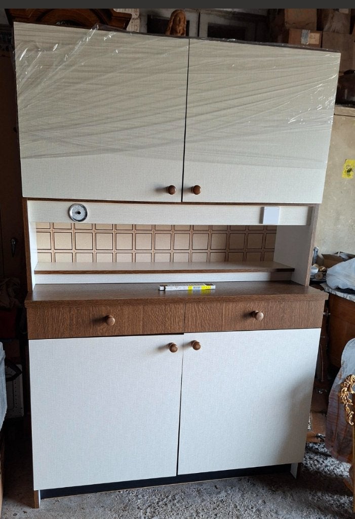 RETRO KEUKENKAS en TAFEL, Ophalen, Huis en Inrichting