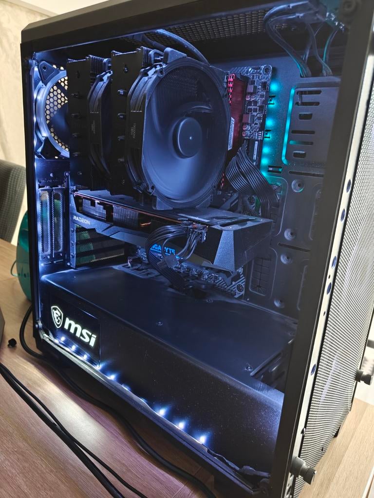 Ryzen 7 / RX 6700 XT / 32 GB RAM, Computers en Software, Ophalen, Gebruikt, 32 GB, Met monitor
