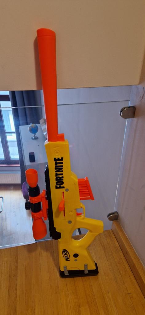NERF Fortnite Toy Blaster, Ophalen