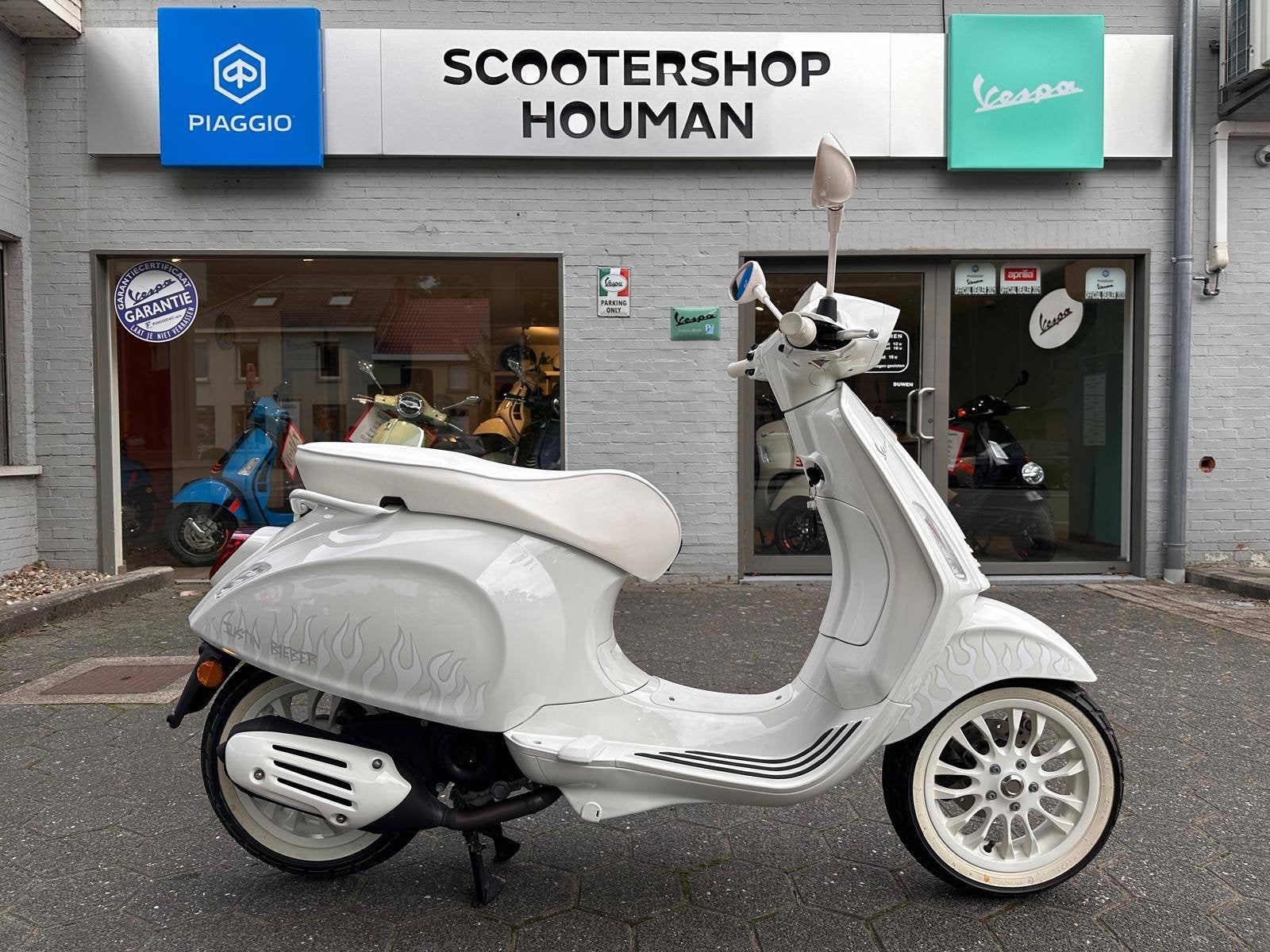 Vespa Primavera 50cc 45Km/h JUSTIN BIEBER 750Km (83), Fietsen en Brommers, Gebruikt, Overige modellen, Benzine, 50 cc