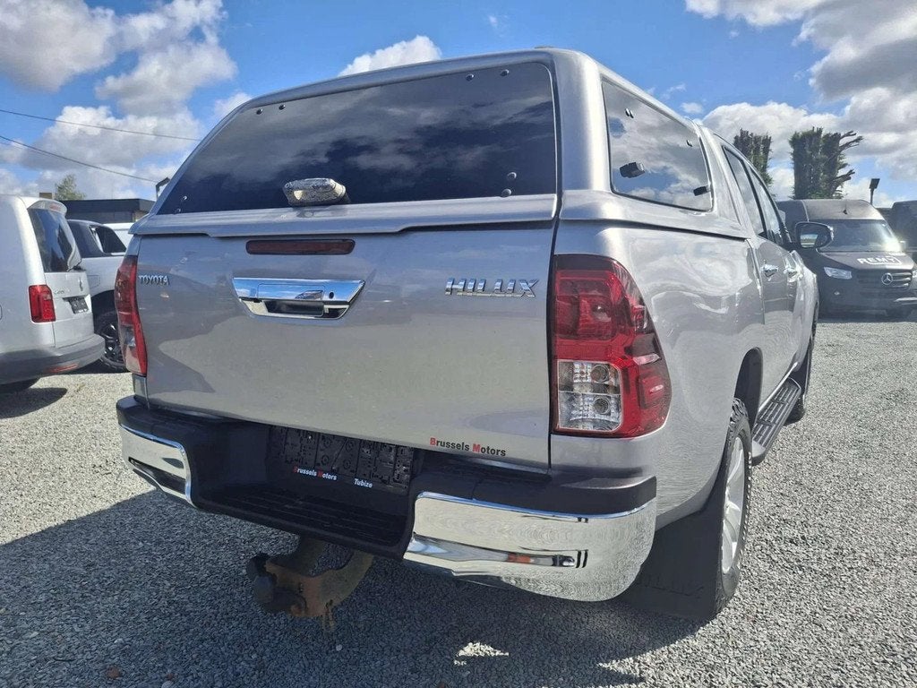 Toyota Hilux 2.4 Automatique, Argent ou Gris, Achat, Electronic Stability Program (ESP), Entreprise