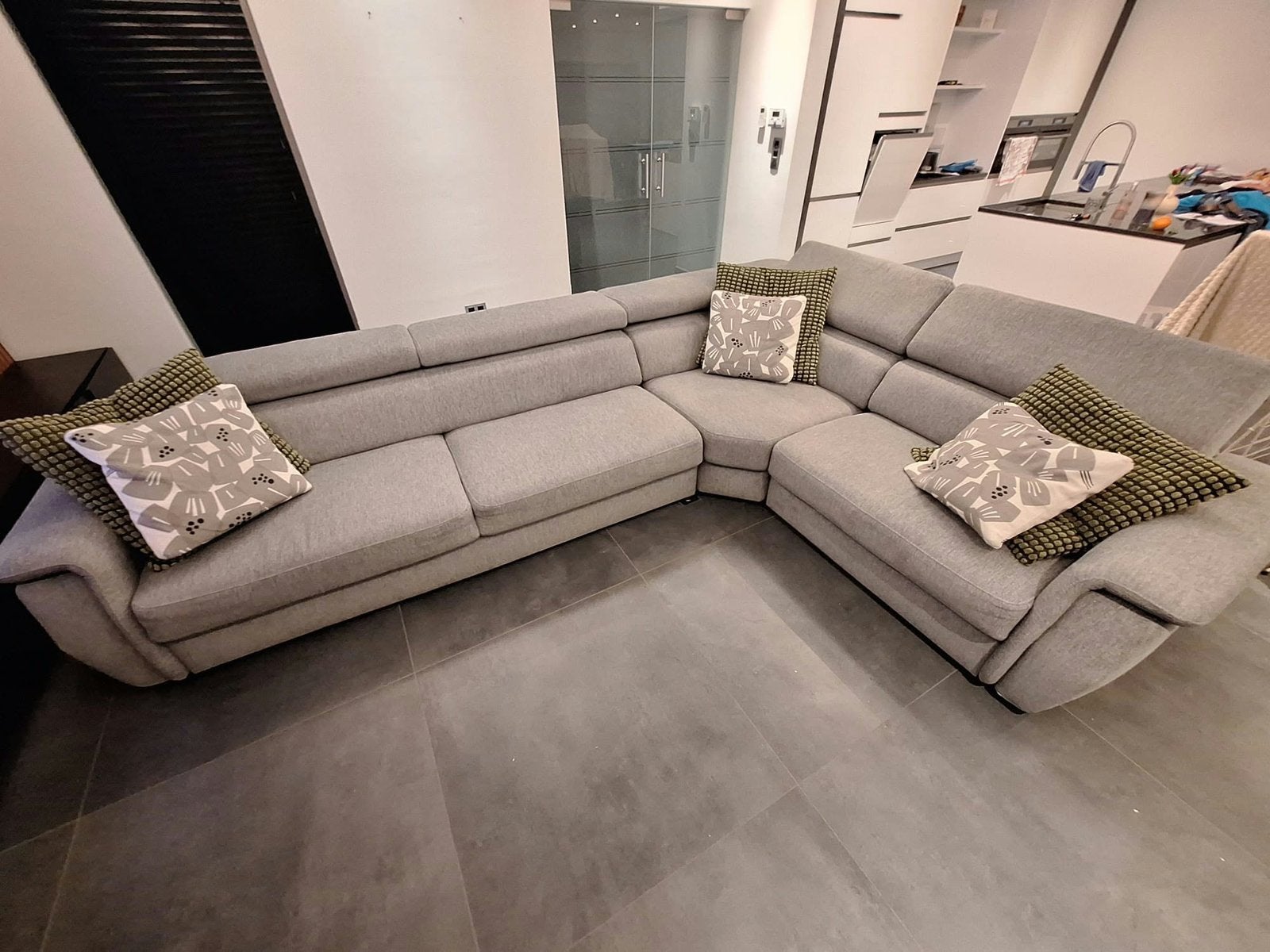 Divan en L avec appuie-tête, Maison & Meubles, Enlèvement, Comme neuf