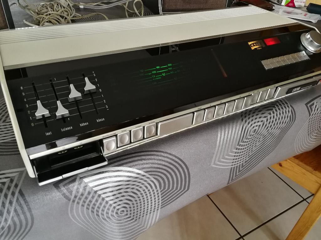 Stereo Loewe ST20 uit beginjaren '70, Enlèvement