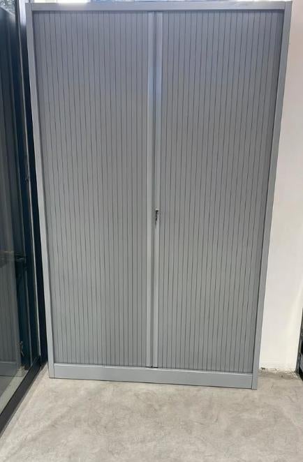 Professionele metalen kast, planken en kledingkast, Ophalen of Verzenden, Zo goed als nieuw