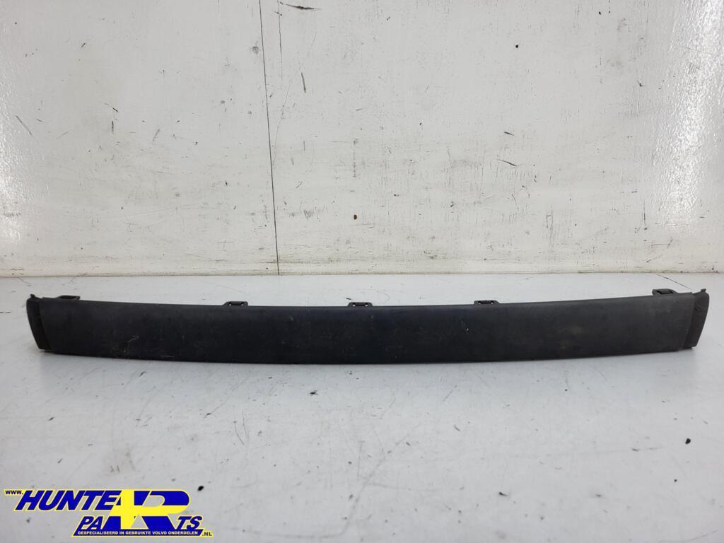 Sierlijst bumper V Volvo S60 I ('00-'09) 9484229, Autos : Pièces & Accessoires, Carrosserie & Tôlerie, Volvo, Utilisé, Enlèvement ou Envoi