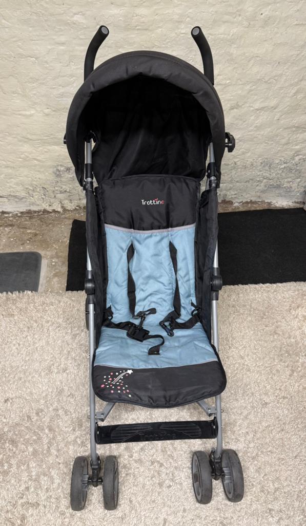 Poussette canne Trottine – légère et pratique – bon état, Enfants & Bébés, Buggys, Utilisé, Maxi-Cosi, Dossier réglable, Enlèvement