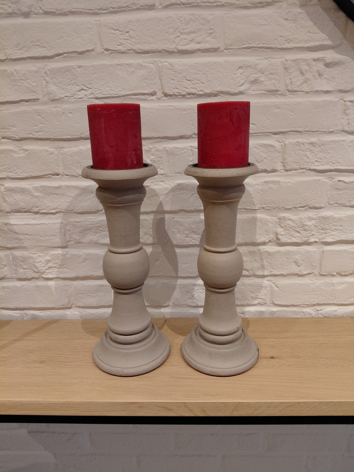 2 chandeliers en bois avec bougies, Gris, Enlèvement ou Envoi, Comme neuf, Bois
