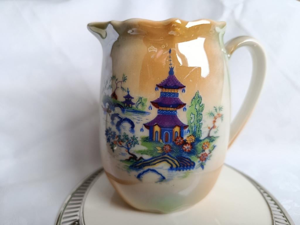 Victoria China, pot à lait, Ophalen