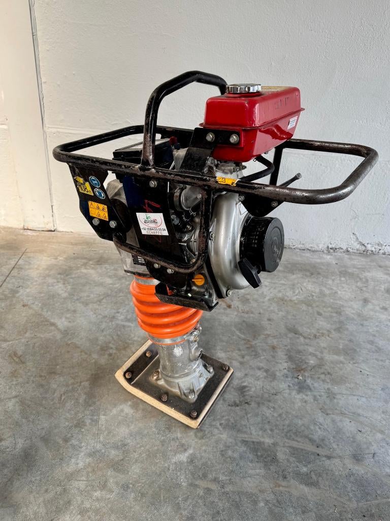 Pilonneuse MT-76D, Bricolage & Construction, Enlèvement