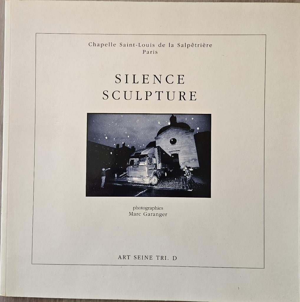 Silence Sculpture - Chapelle Saint-Louis de la Salpêtrière P, Bernard Pierron, Beeldhouwkunst, Ophalen of Verzenden, Zo goed als nieuw