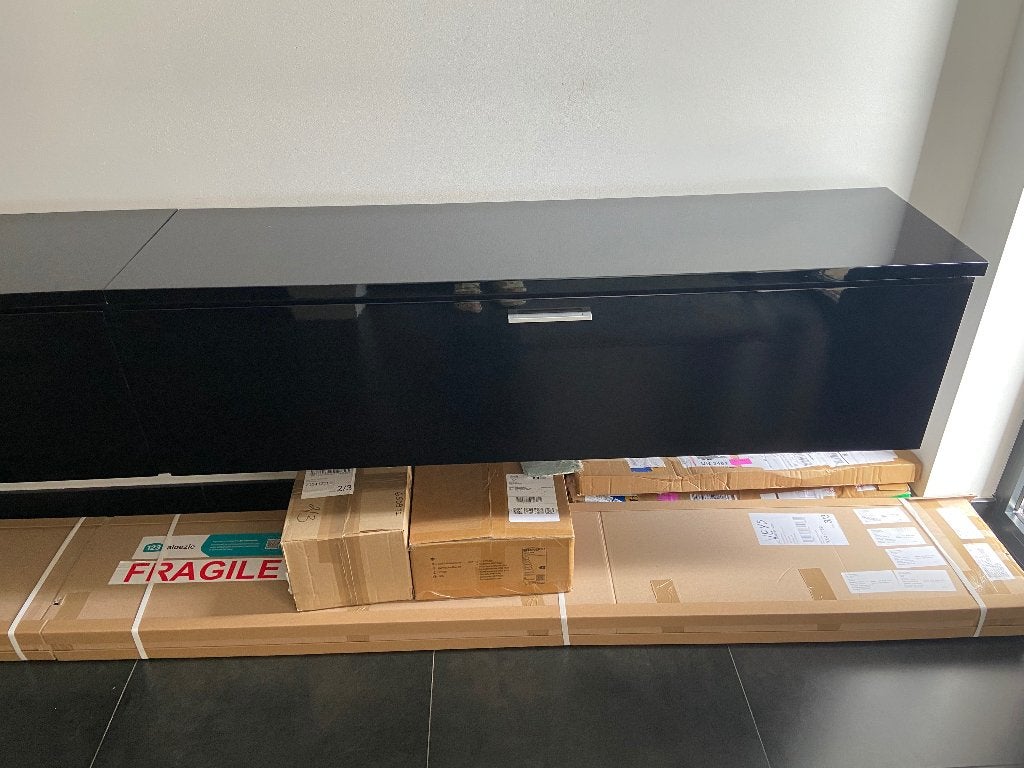 Mobilier noir brillant, Maison & Meubles, 25 à 50 cm, Avec abattant(s), Enlèvement, Utilisé