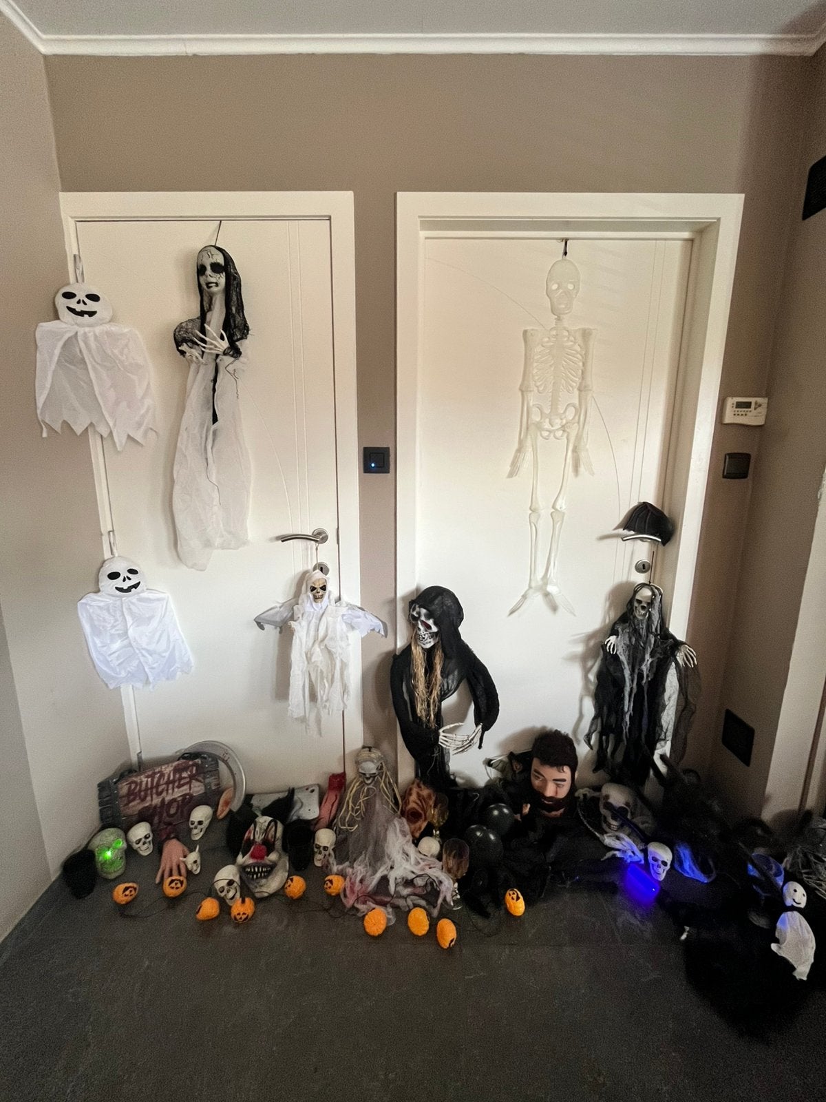 Halloween artikelen met elektrisch effect + blacklight, Hobby en Vrije tijd, Feestartikelen, Ophalen, Zo goed als nieuw