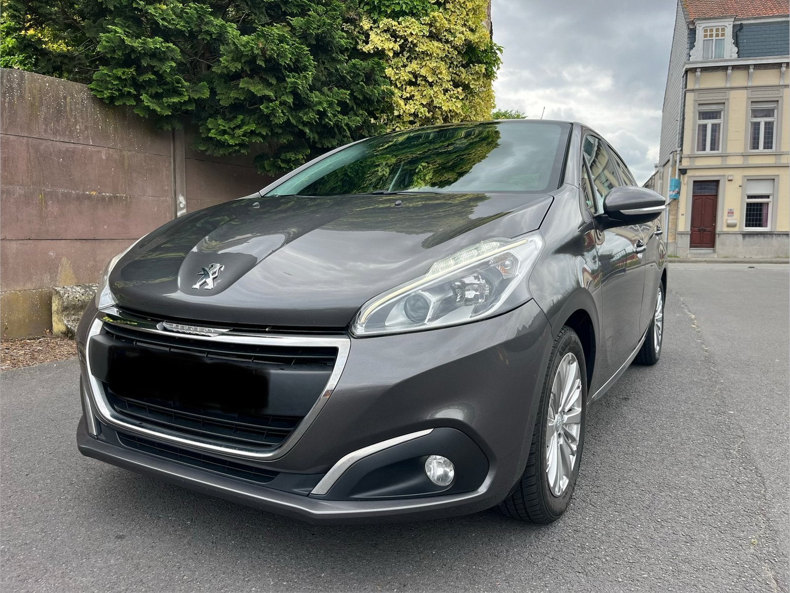 PEUGEOT 208 1.2 ESSENCE EURO 6 (GARANTIE), Autos, Peugeot, Argent ou Gris, Achat, Euro 6, Entreprise