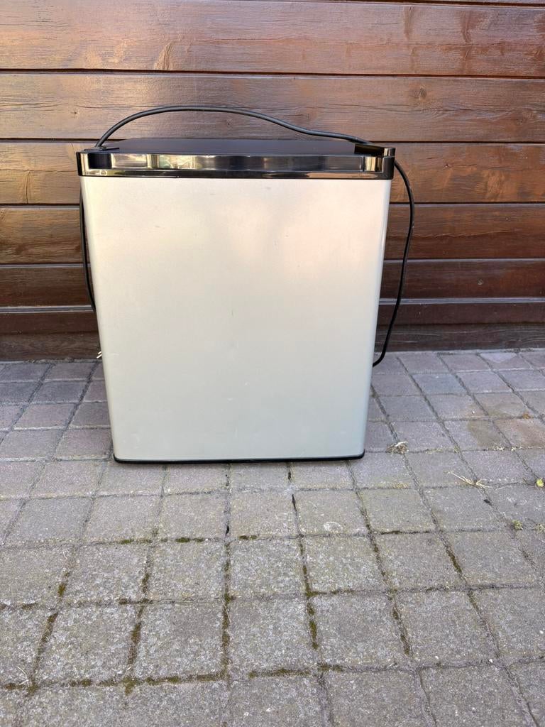 Mini koelkast CR-40A, Electroménager, Réfrigérateurs & Frigos, Comme neuf, Sans bac à congélation, Moins de 75 litres, Moins de 85 cm