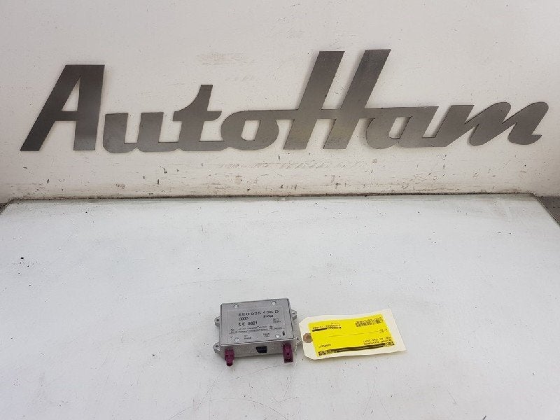 AMPLIFICATEUR D'ANTENNE Audi A3 Sportback (8PA), Auto-Union-Straße  1,
85057  Ingolstadt, DE, Info@audi.de, Audi, Utilisé