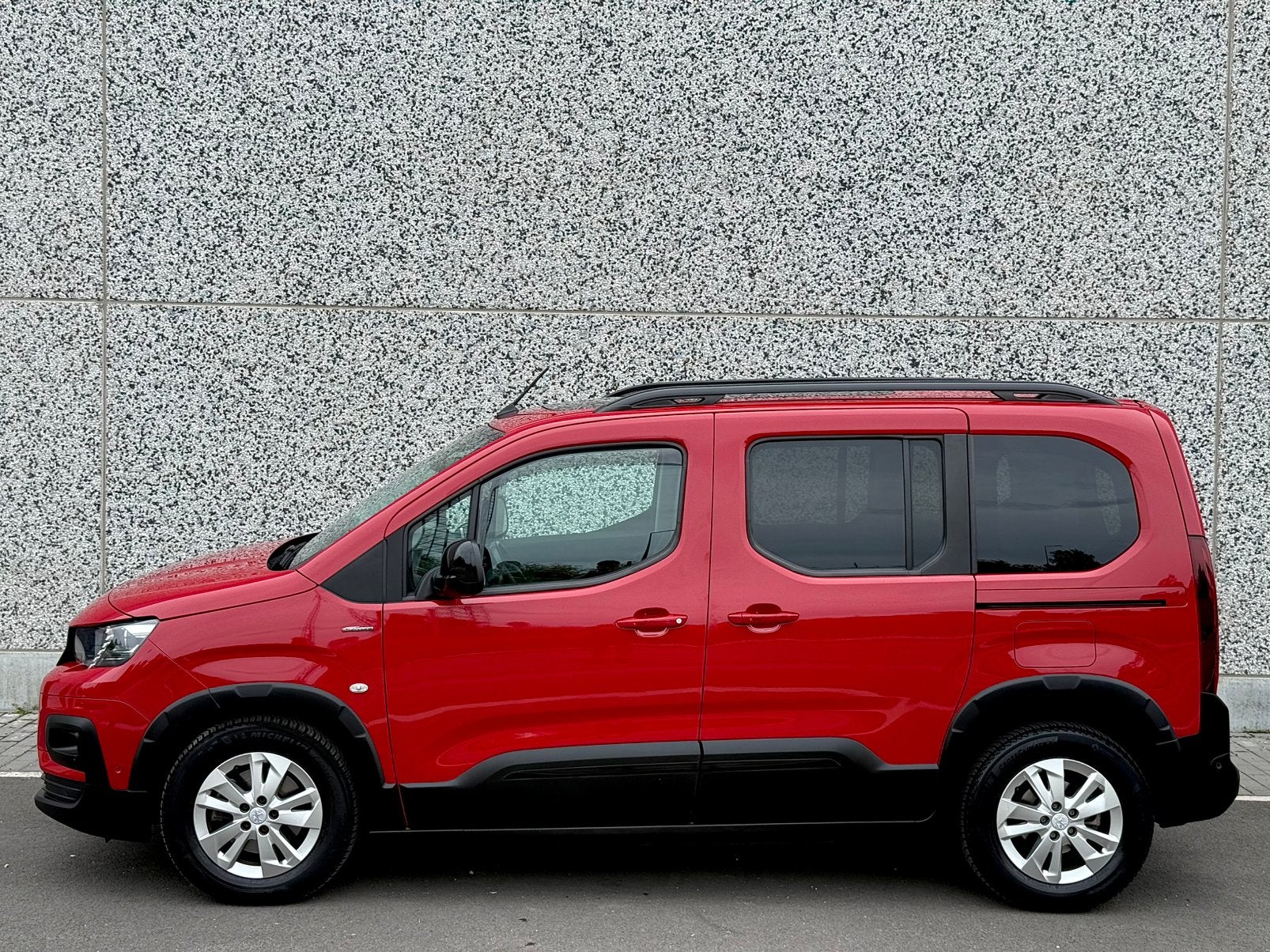 Peugeot Rifter 1.5 BlueHdi 06/2019 105175Km Gt Line Pano Ja, Auto's, Peugeot, Testrit aan huis, 5 deurs, Navigatiesysteem, 1499 cc