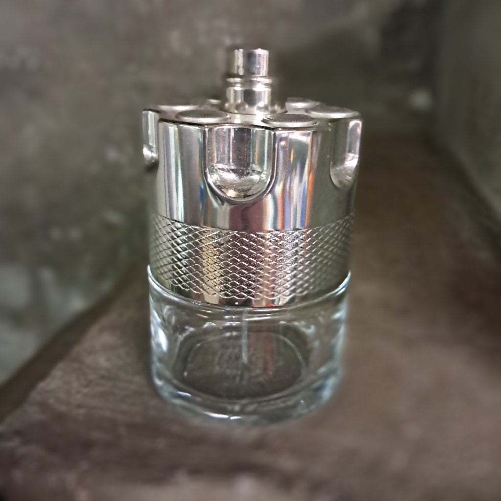 Azzaro Wanted EDT 100 ml (bouteille vide), Enlèvement, Utilisé