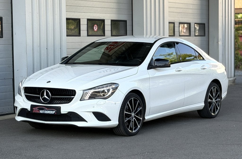 Mercedes-Benz CLA 180 d/Leder/Airco/Led/Pdc/Euro5b/Garantie, Auto's, Euro 6, 4 cilinders, Wit, Leder