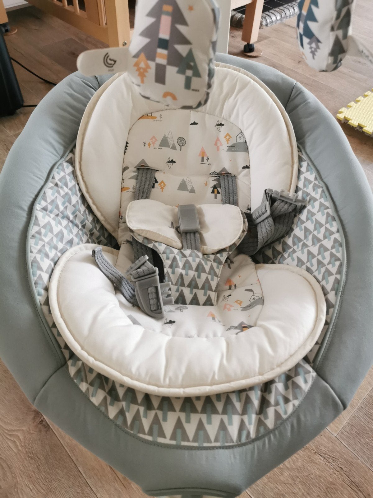 babyswing  als nieuw Joie, nieuwprijs is 170, Kinderen en Baby's, Wipstoeltjes, Ophalen, Zo goed als nieuw