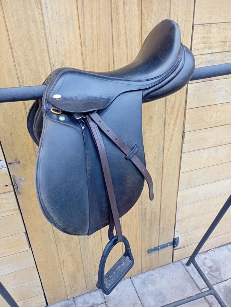 Selle Cadet de 16 pouces., Animaux & Accessoires, Enlèvement