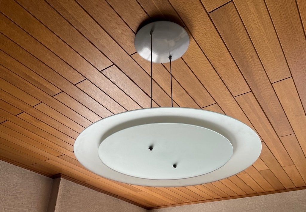 DESIGN hanglamp, in mat glas, schijfvormig, Huis en Inrichting, Overige fittingen, Ophalen of Verzenden, Zo goed als nieuw, Glas