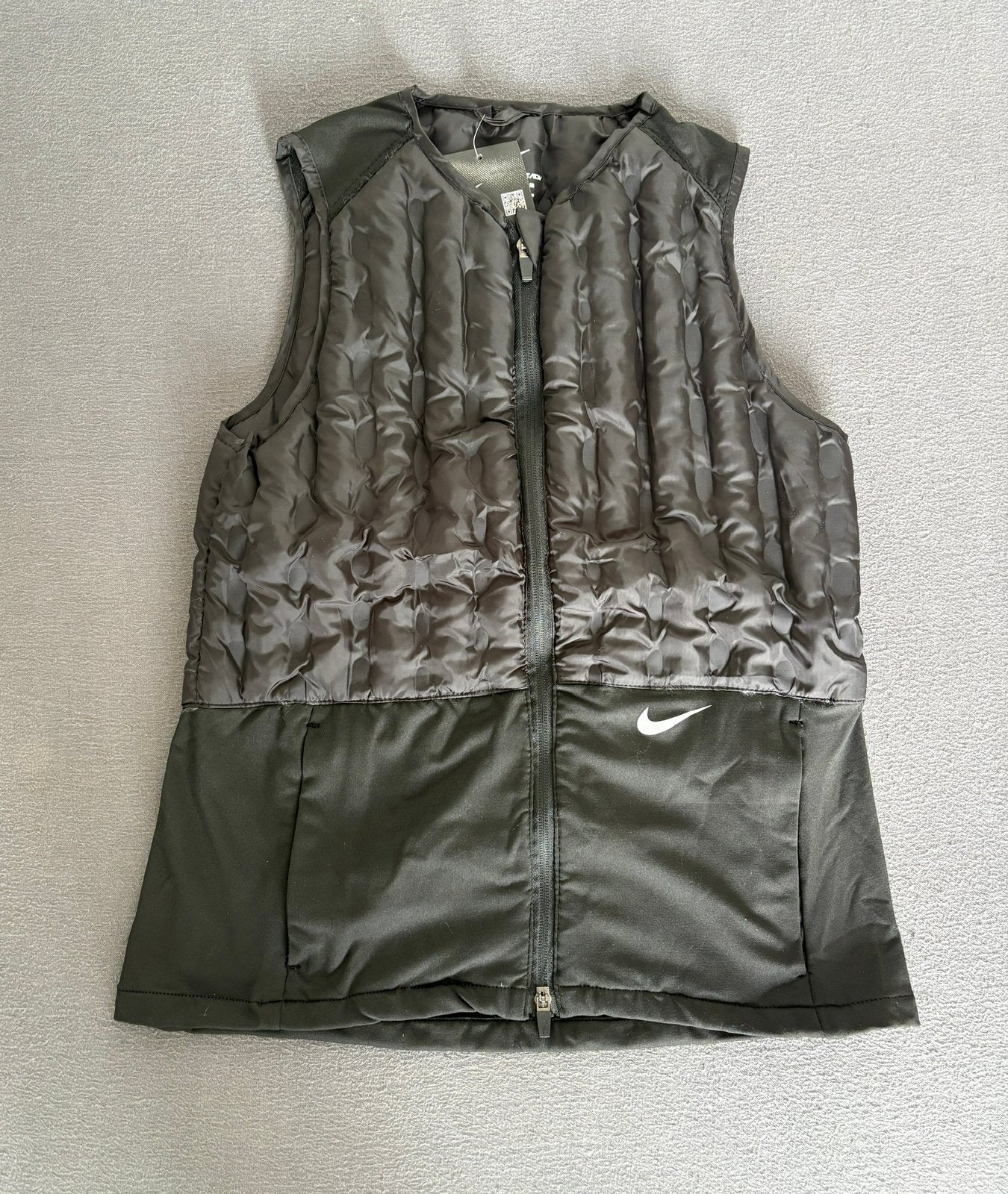 Veste de course Nike, Enlèvement ou Envoi, Comme neuf, Taille 38/40 (M), Noir