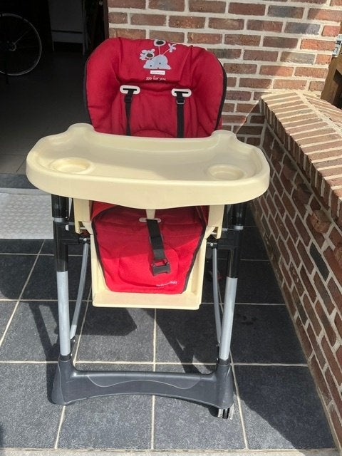 kinderstoel Chicco, Kinderen en Baby's, Kinderstoelen, Ophalen, Gebruikt, Meegroeistoel, Afneembaar eetblad