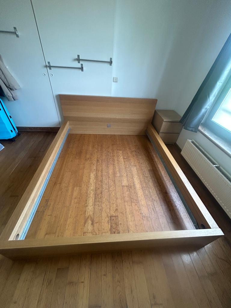 Lit Malm IKEA 160*200, Huis en Inrichting, Slaapkamer | Bedden, Ophalen, Zo goed als nieuw