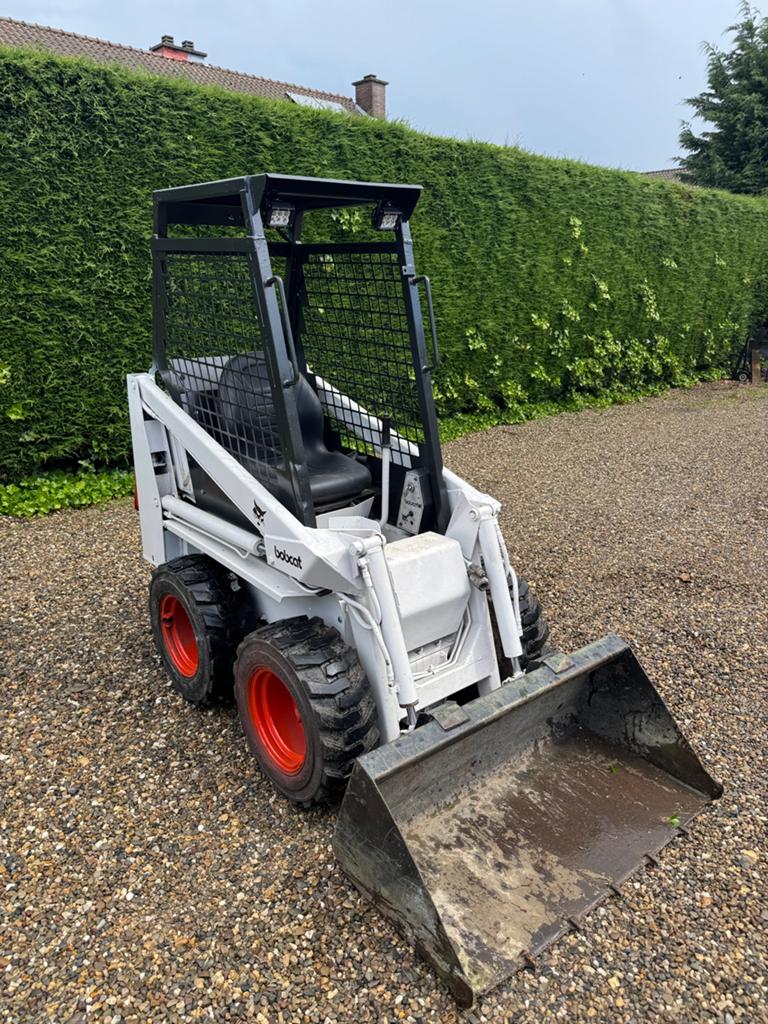Bobcat 343 - Zo goed als nieuw, Articles professionnels, Machines & Construction | Grues & Excavatrices, Chargeuse sur pneus ou Chouleur