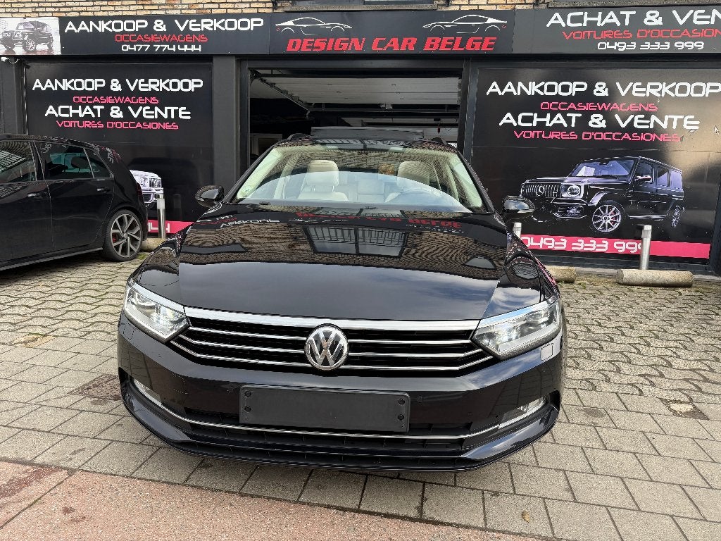 Volkswagen Passat 1.6TDI Toit Panoramique Xenon Navigations, Achat, Entreprise, Electronic Stability Program (ESP), 5 portes