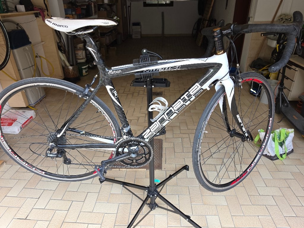 velo course carbone - Zannata - Campagnolo, Vélos & Vélomoteurs, Vélos | Vélos de course, Utilisé, Hommes, Autres marques, Plus de 20 vitesses
