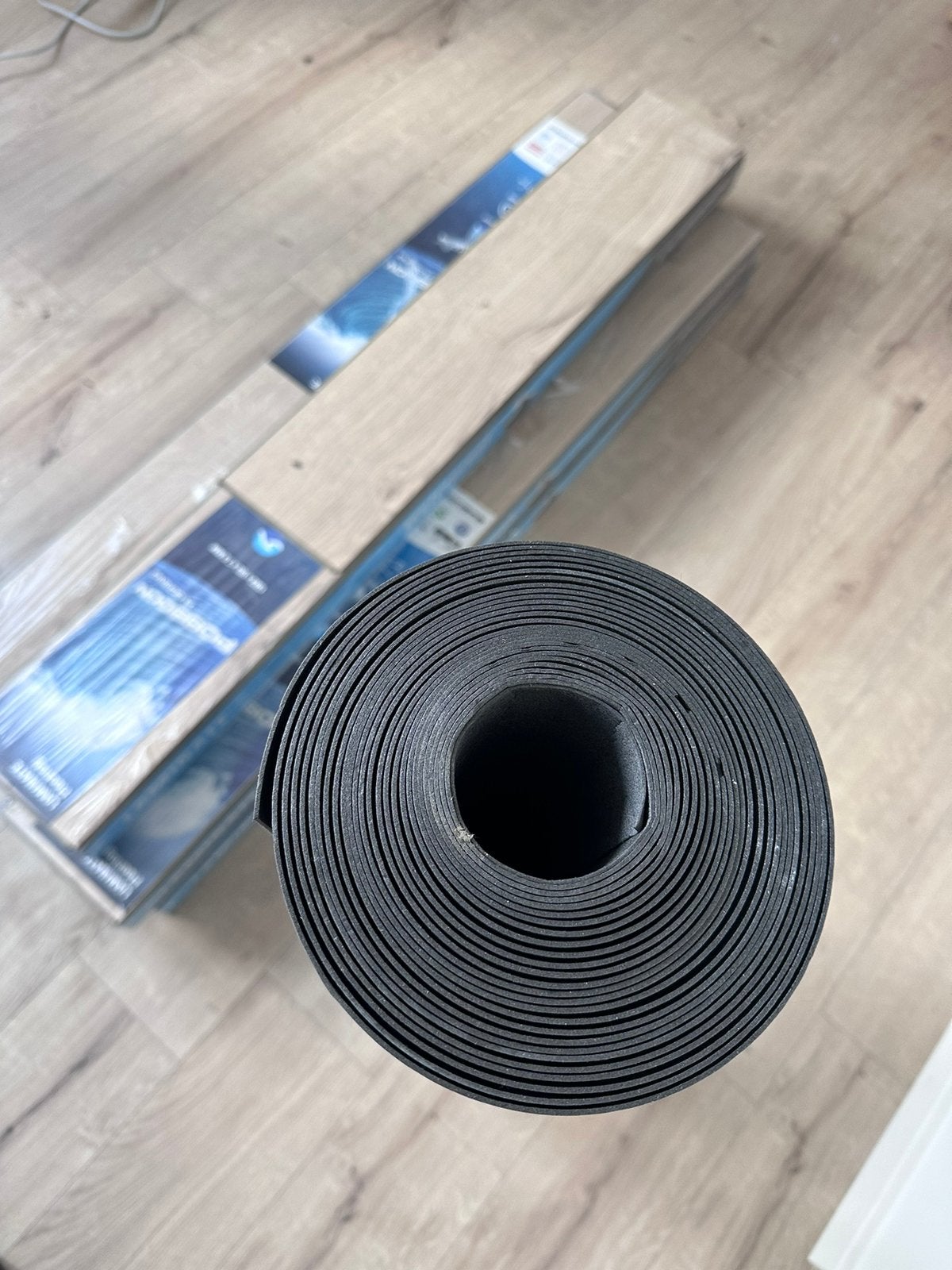 Laminaat 13,35 m2 met ondervloer bij, Ophalen, 50 tot 150 cm, Nieuw, 10 m² of meer