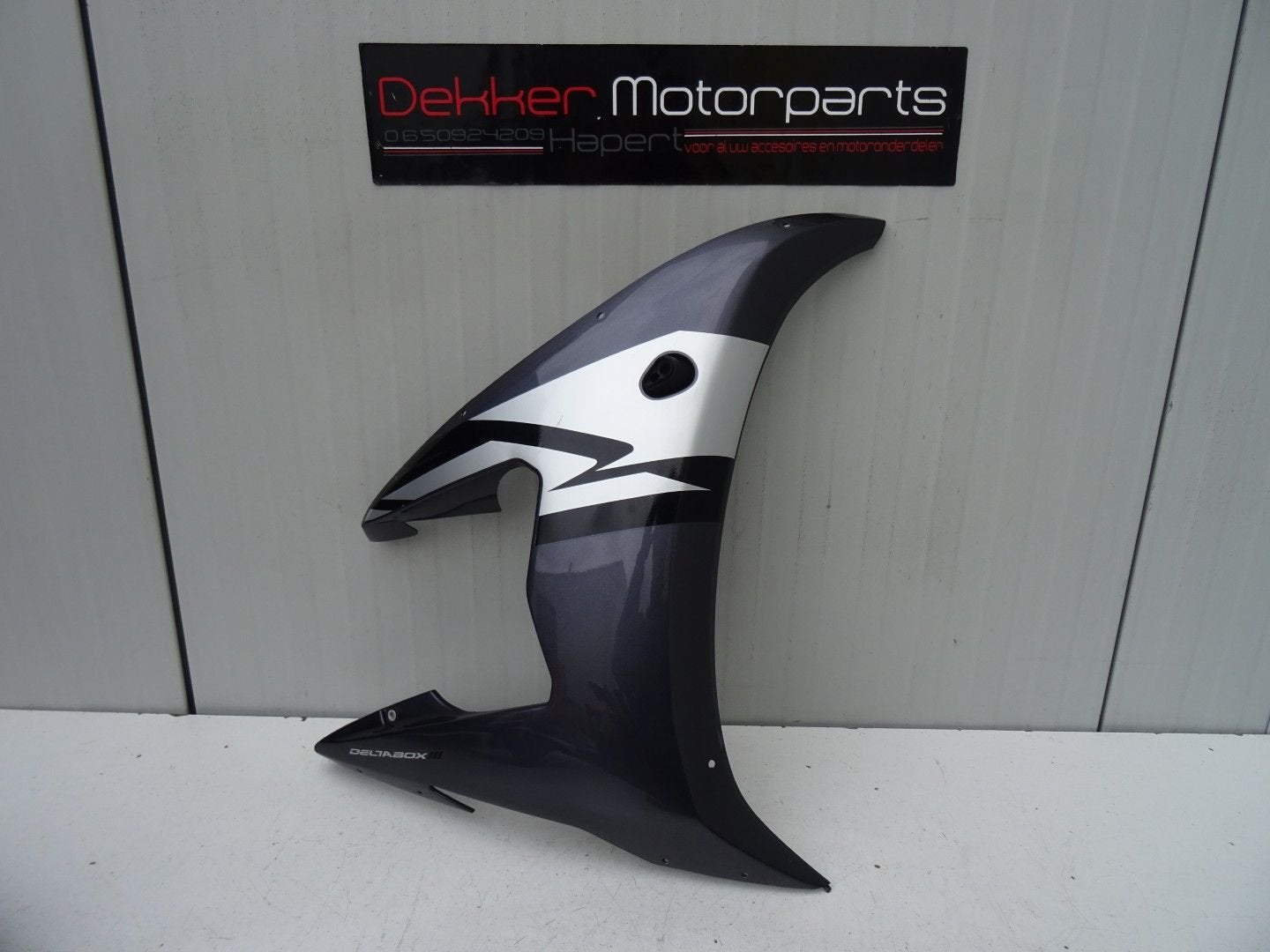 Rechter Zijpaneel / Kuipdeel Yamaha YZF R6 2003-2004 Antraci, Motos, -, Utilisé, -, -