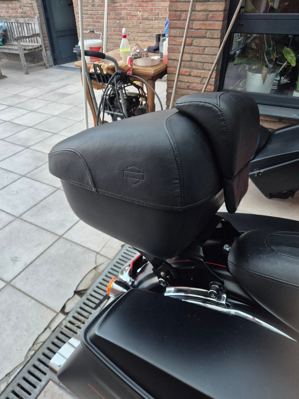 topkoffer harley davidson, Motoren, Ophalen
