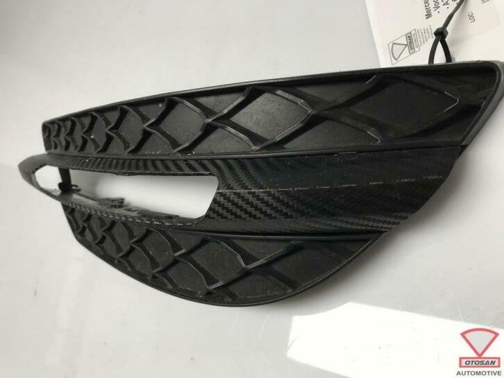 mercedes classe c w204 grille de pare chocs avant droite a20, Autos : Pièces & Accessoires, Mercedes-Benz AG, Pare-chocs, Mercedes-Benz