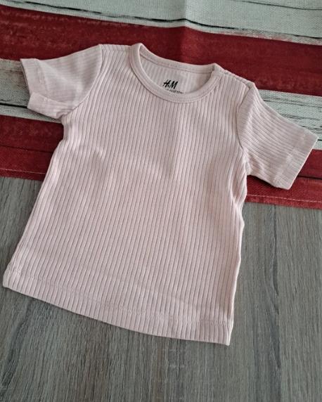 H&M lichtroze tshirt biokatoen 62, Kinderen en Baby's, Babykleding | Maat 62, Meisje, H&M, Nieuw, Ophalen of Verzenden
