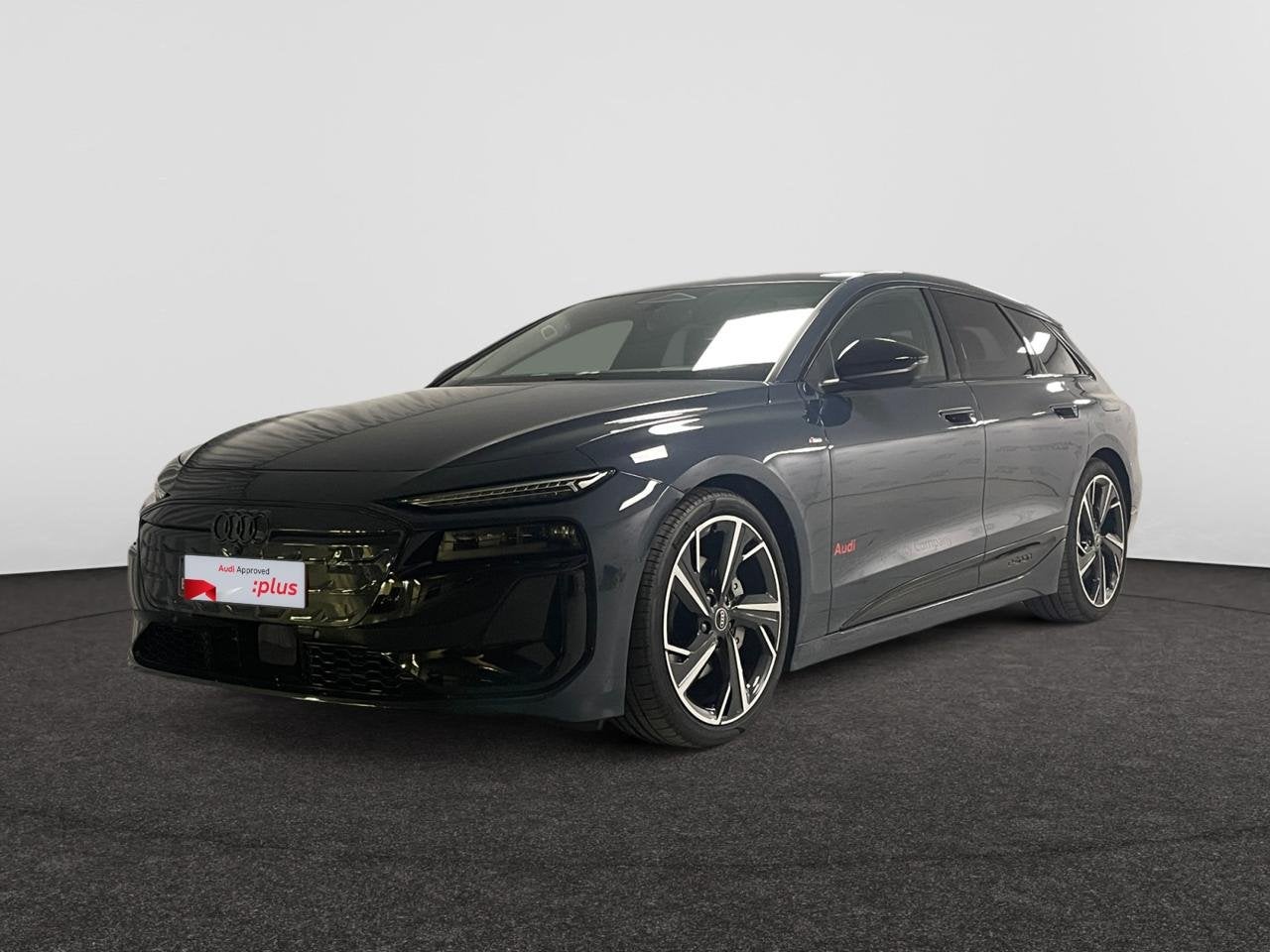 Audi A6 Avant e-tron S line quattro 315,00 kW, Automaat, Blauw, Elektrisch, Break