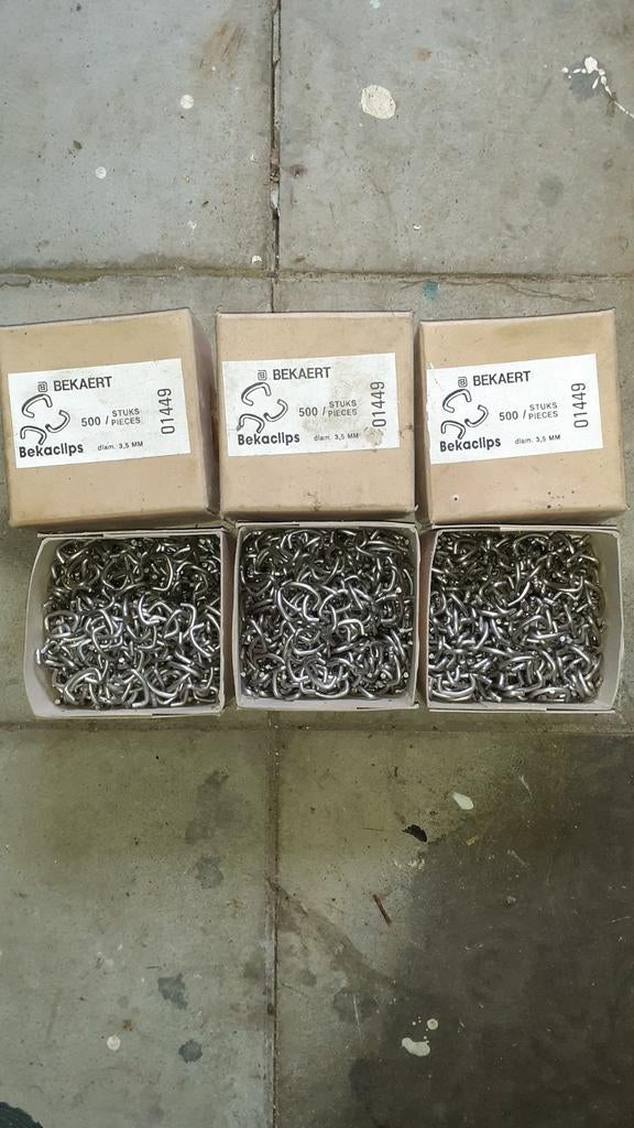 Bekaert clips. (3 dozen)., Bricolage & Construction, Enlèvement, Neuf