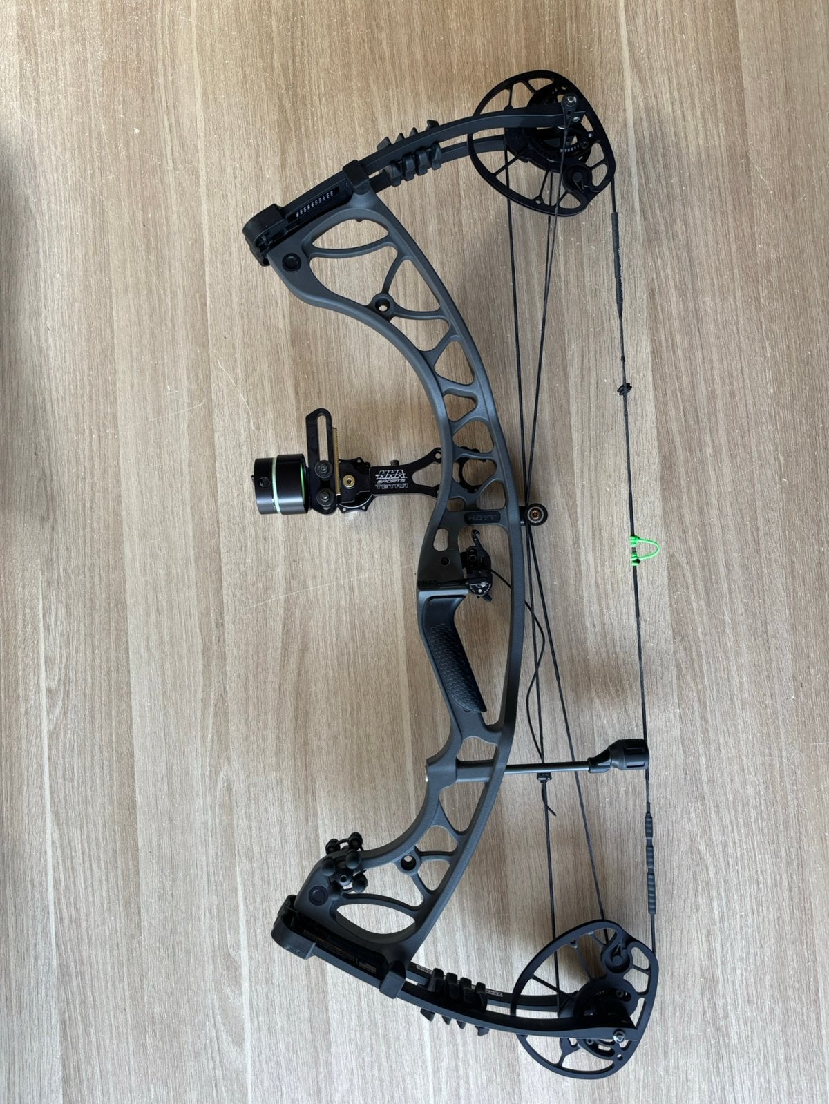Hoyt torrex xt, Ophalen, Zo goed als nieuw