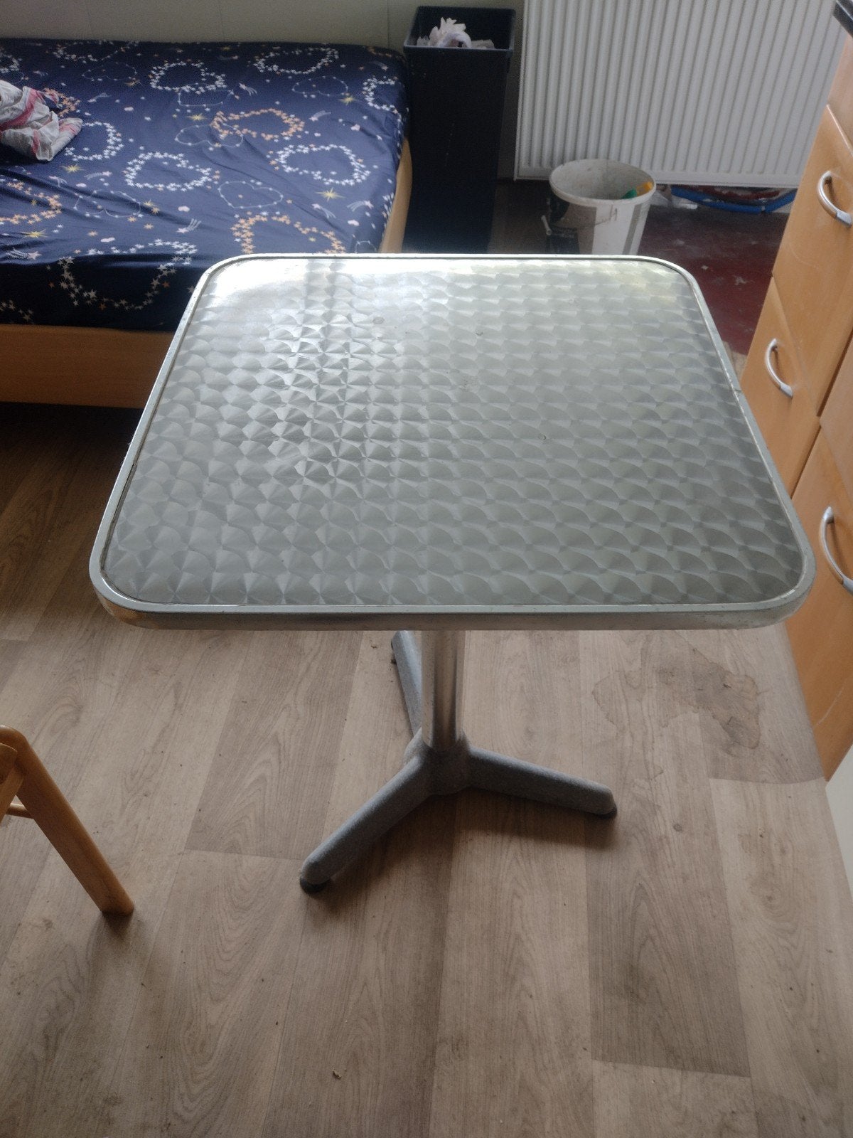 table de jardin (inoxydable), Enlèvement