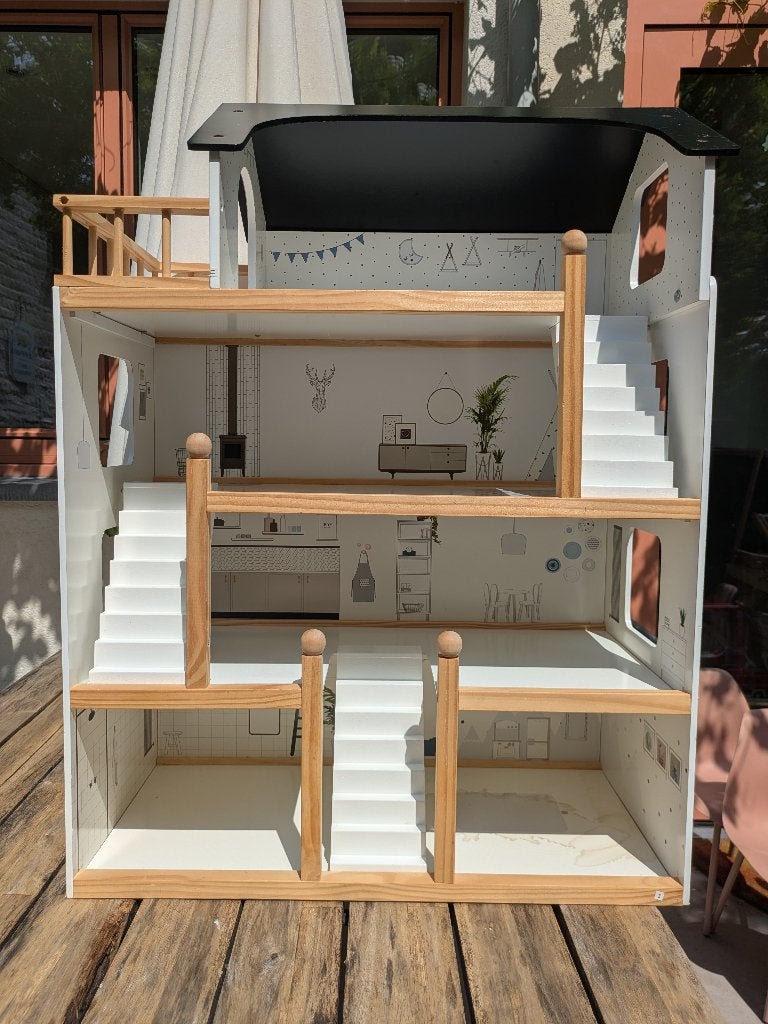 Poppenhuis van Petite Amélie, Ophalen, Gebruikt, Poppenhuis