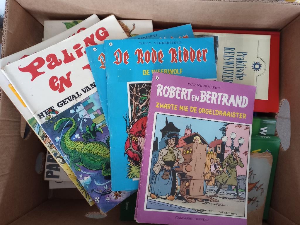 Lot boeken en strips divers, Ophalen of Verzenden