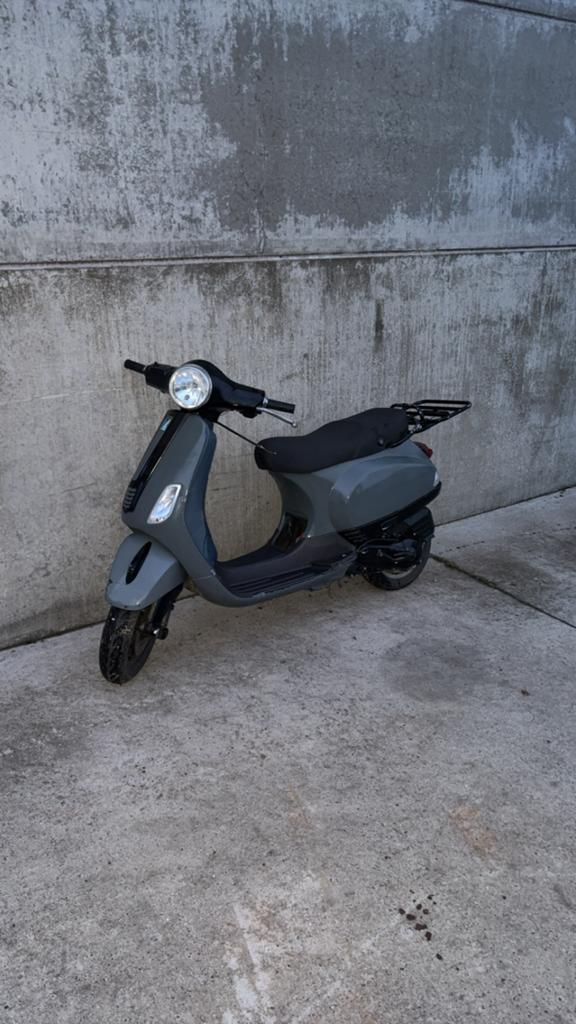 Vespa lx 70 stage 2 a klasse, Ophalen, Tweetakt, Overige modellen, Zo goed als nieuw