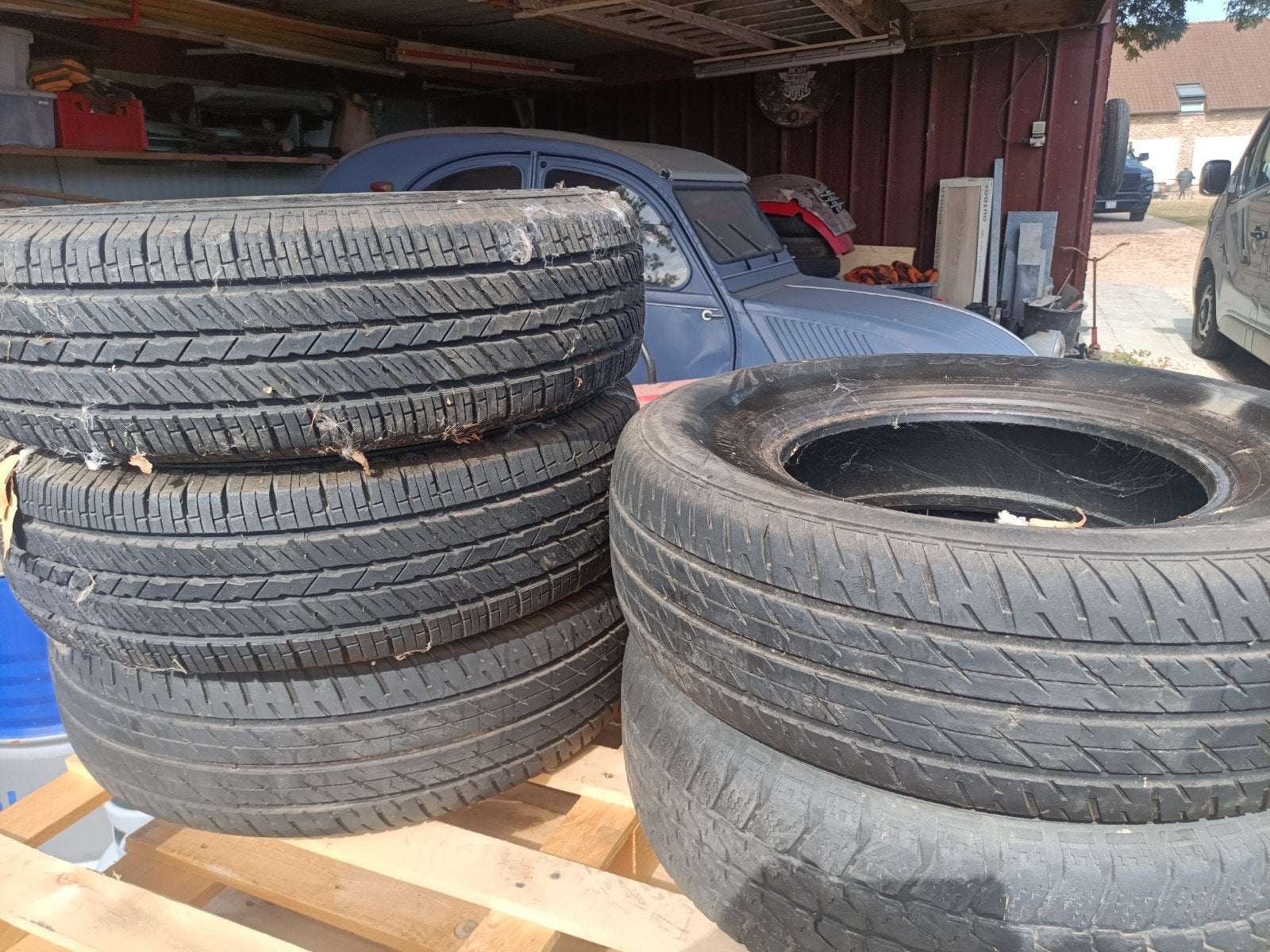 Jeep banden, Ophalen