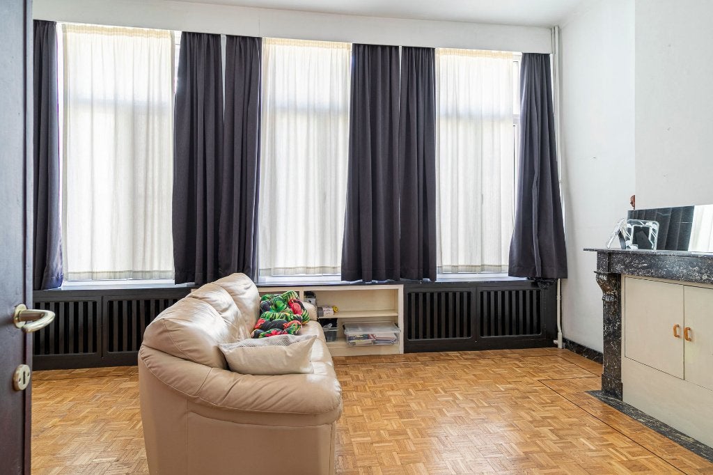 Ruime kamer te huur (gedeelde keuken en badkamer) €680+€105, 20 à 35 m², Anvers (ville)