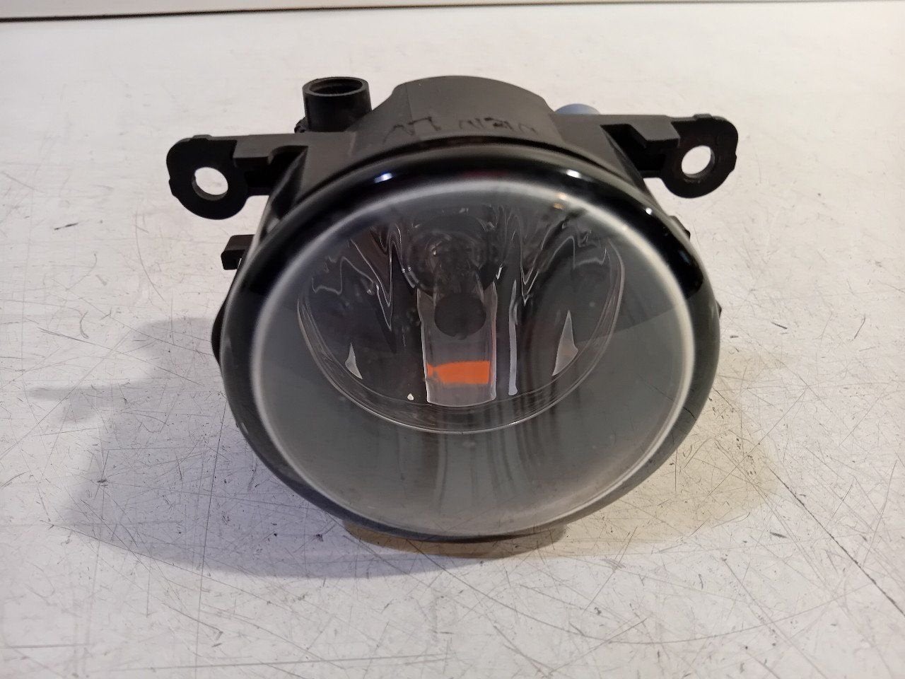 Mistlamp links Ford C-Max, Onderdelen@venauto.nl, Van der Ven Autorecycling B.V., Gebruikt, Ettenseweg 76, 4706 PB Roosendaal, The Netherlands